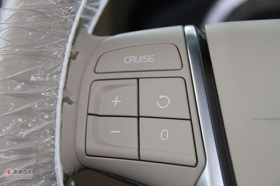 沃尔沃S80L 2.5T 智尊版