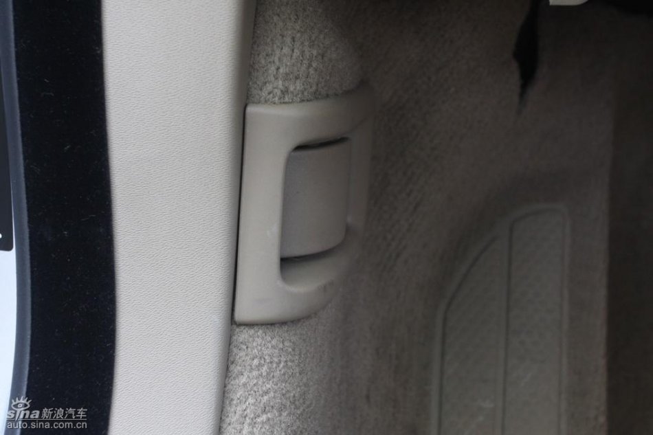 全新沃尔沃S80L内饰实拍图