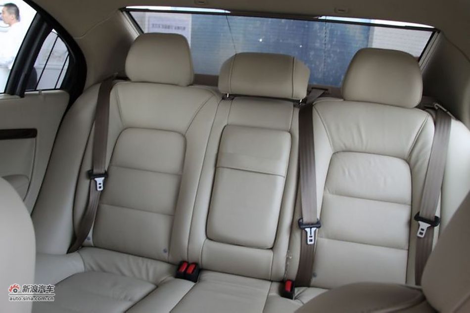 沃尔沃S80L 2.5T 智尊版