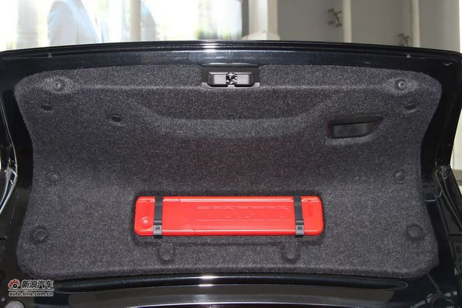 沃尔沃S80L 2.5T 智尊版