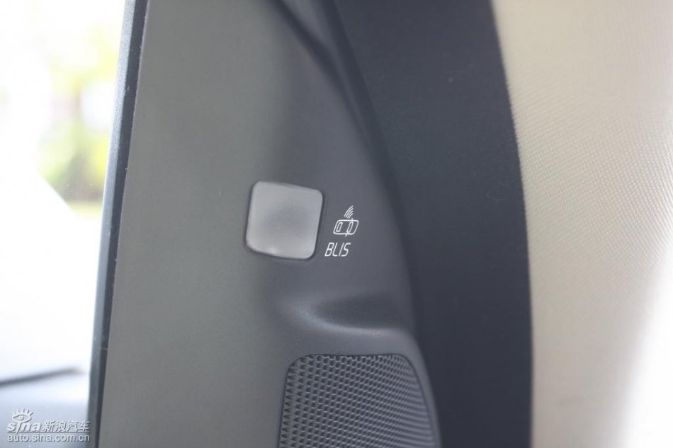 全新沃尔沃S80L内饰实拍图
