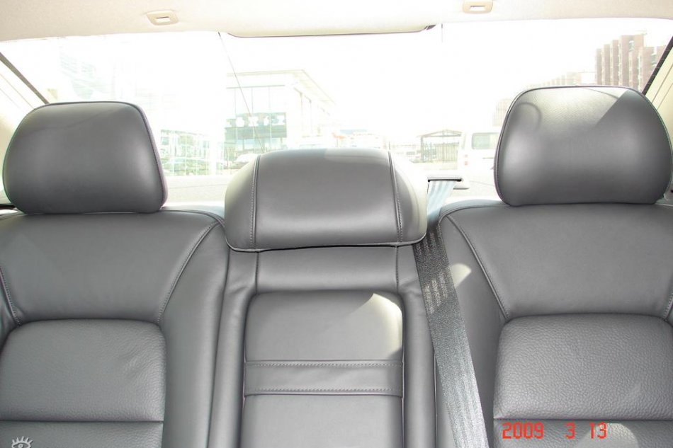 国产Volvo S80L到店图