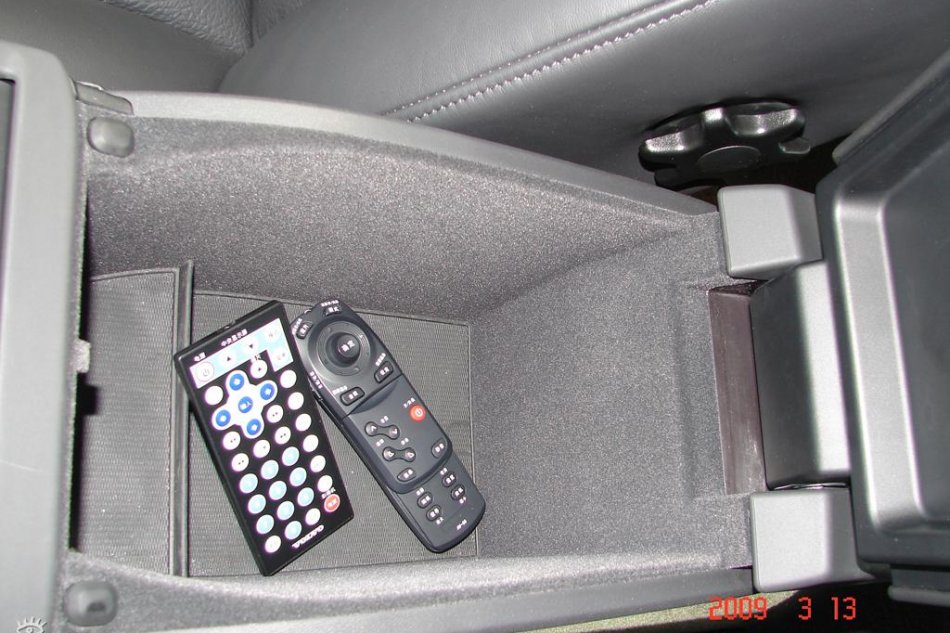 国产Volvo S80L到店图