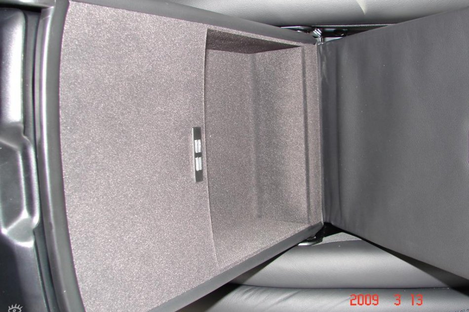 国产Volvo S80L到店图