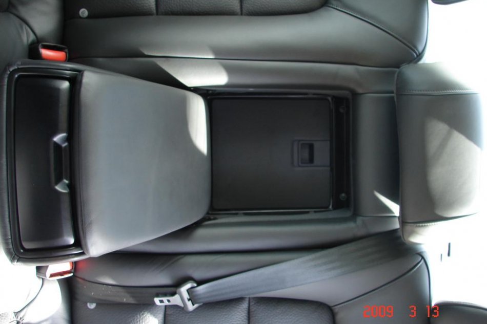 国产Volvo S80L到店图