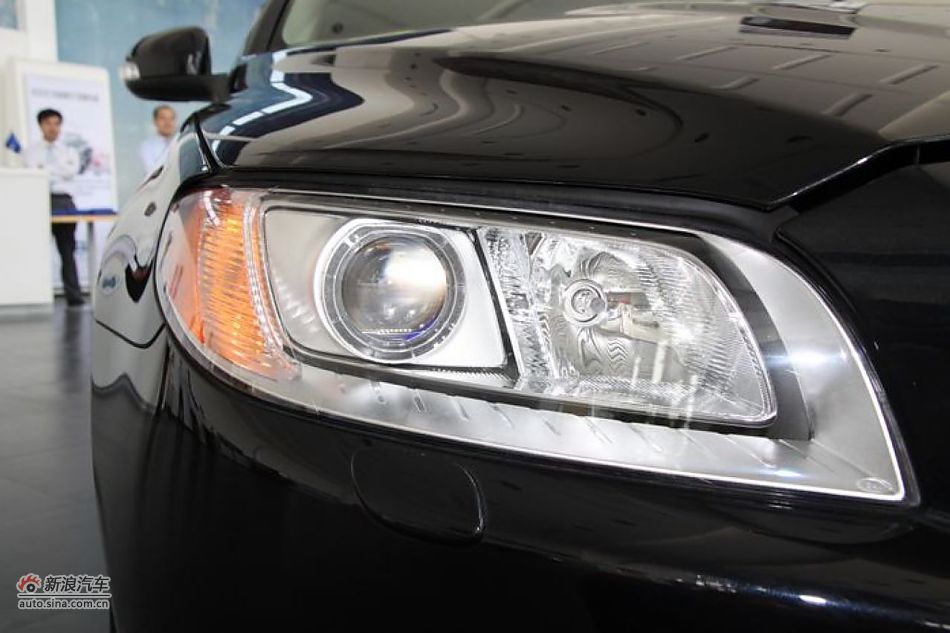 沃尔沃S80L 2.5T 智尊版