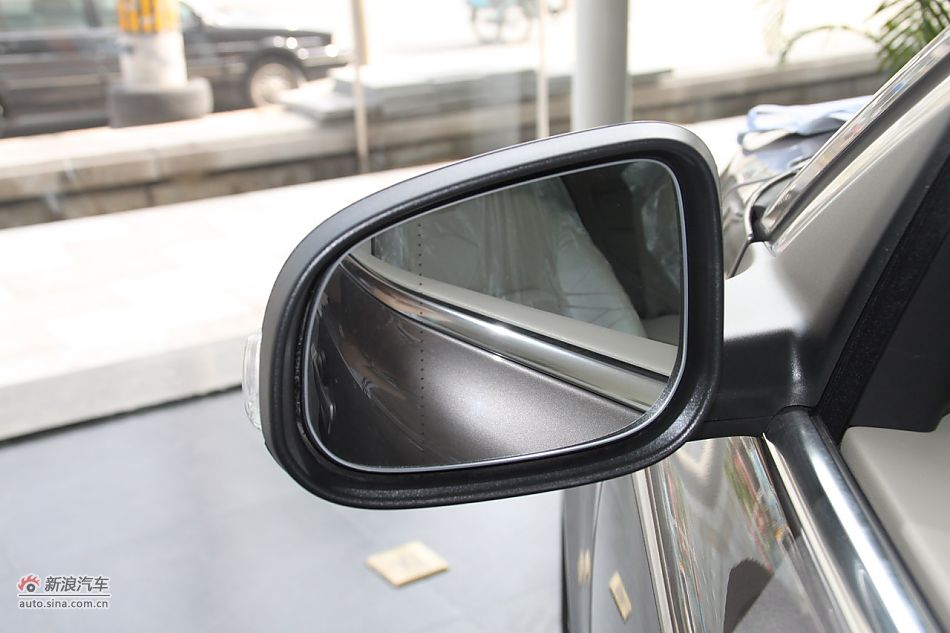 沃尔沃S80L 2.5T 智尊版