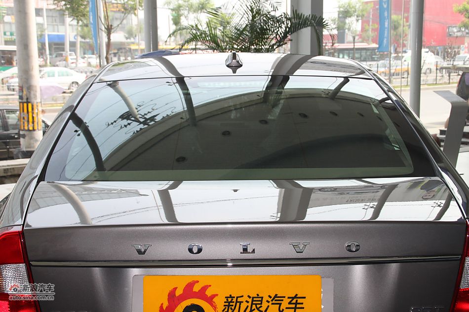 沃尔沃S80L 2.5T 智尊版