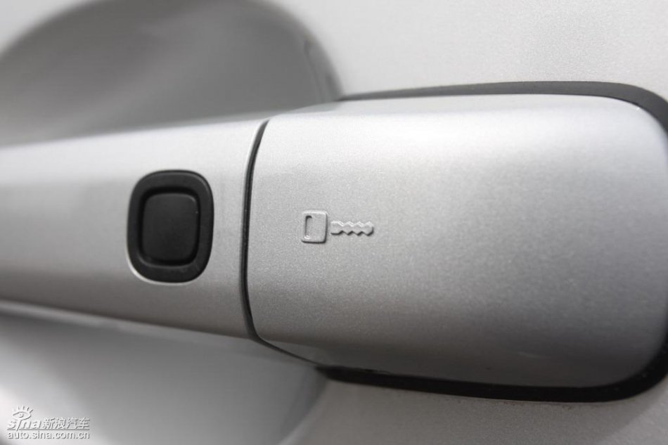 全新沃尔沃S80L外观实拍图