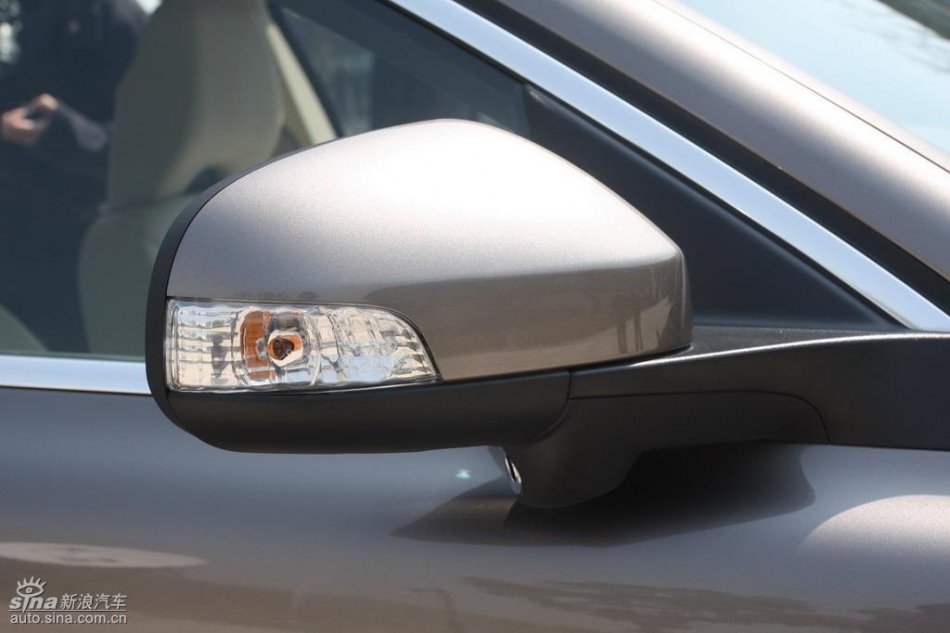 全新沃尔沃S80L外观实拍图