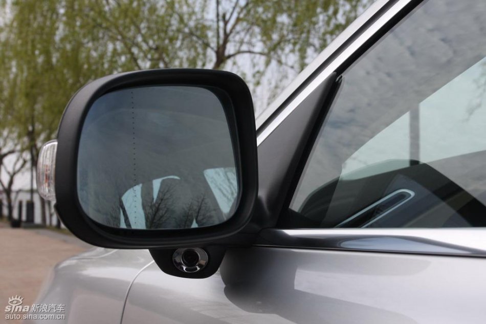 全新沃尔沃S80L外观实拍图