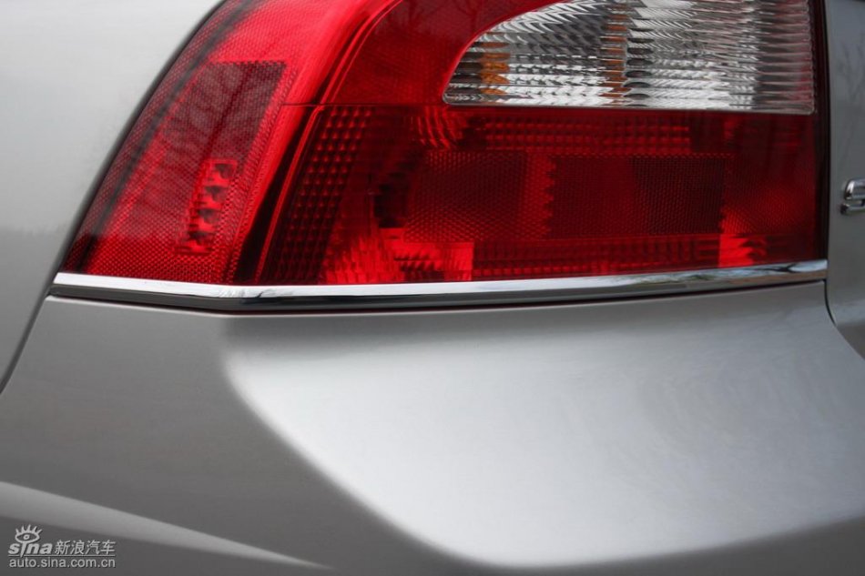 全新沃尔沃S80L外观实拍图