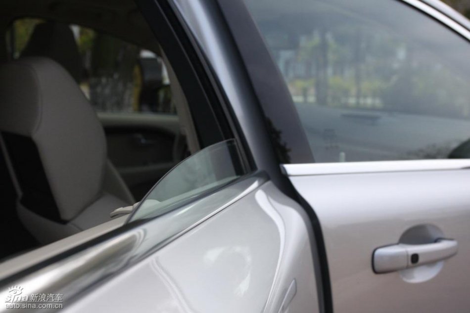 全新沃尔沃S80L外观实拍图