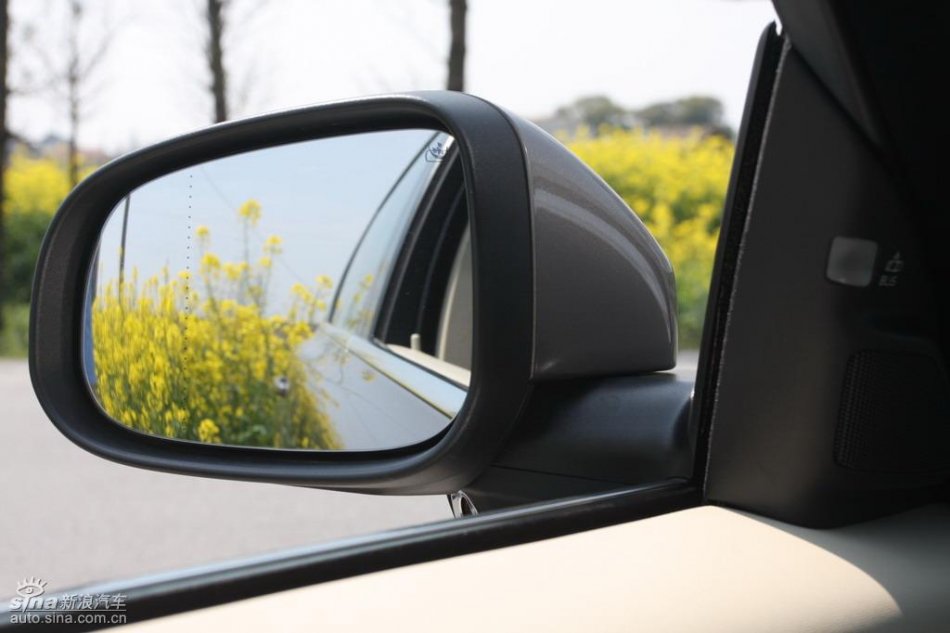 全新沃尔沃S80L外观实拍图