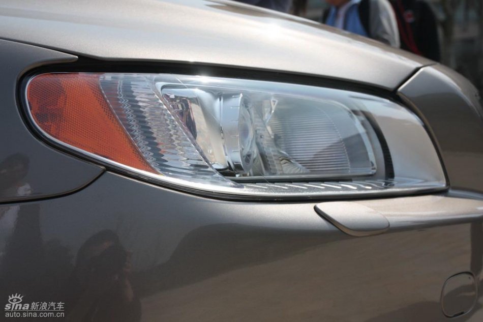 全新沃尔沃S80L外观实拍图