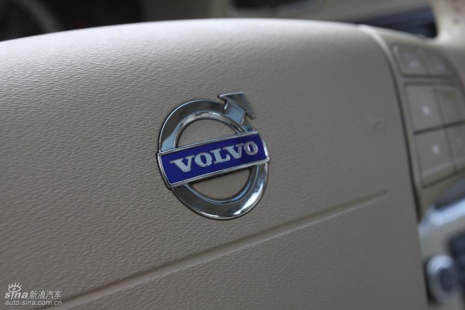 全新沃尔沃S80L内饰实拍图