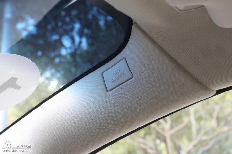 全新沃尔沃S80L内饰实拍图