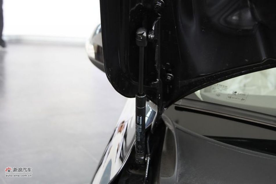 沃尔沃S80L 2.5T 智尊版