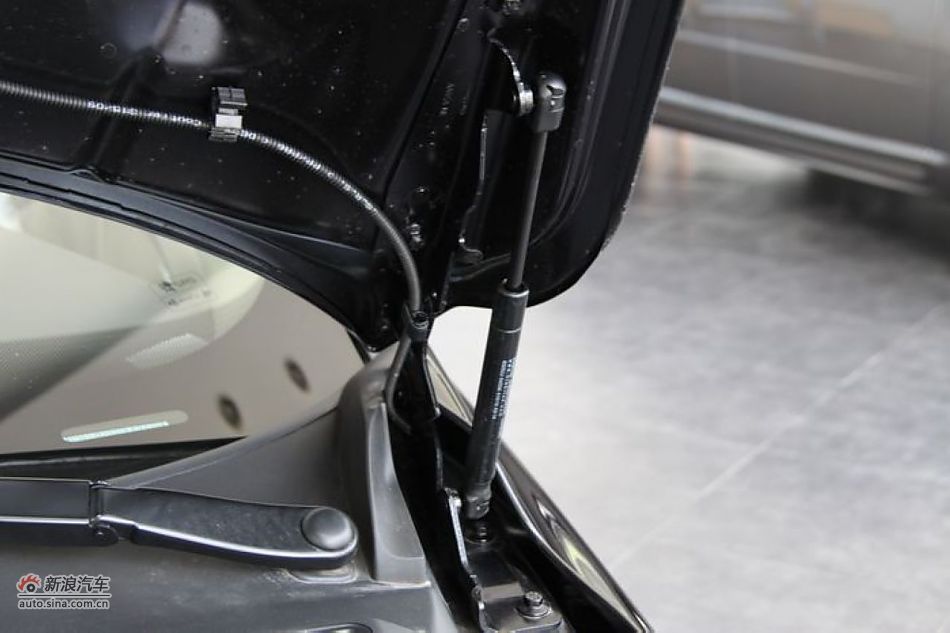 沃尔沃S80L 2.5T 智尊版