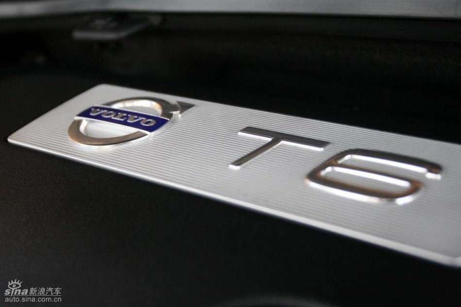 沃尔沃S80L 3.0T引擎及车钥匙