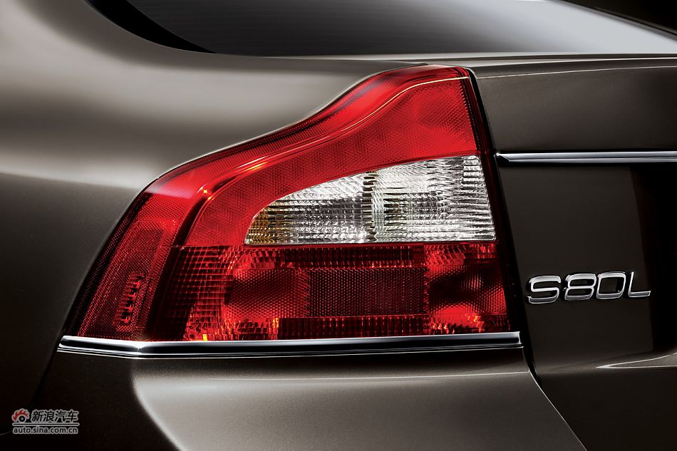 2011款S80L外观