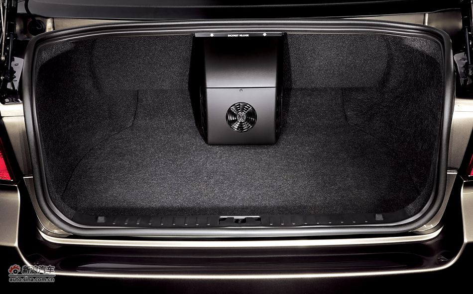 2011款S80L内饰