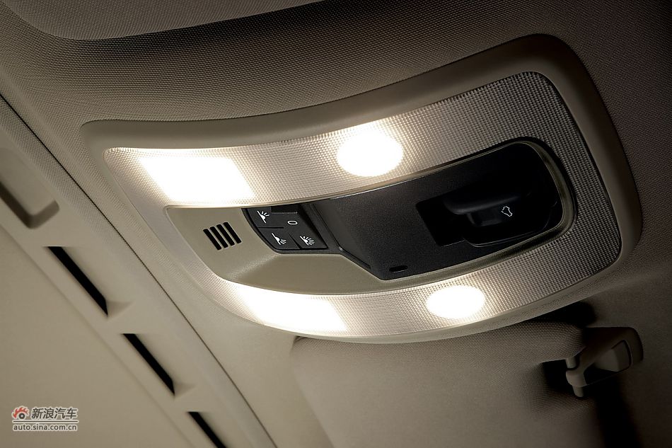 2011款S80L内饰