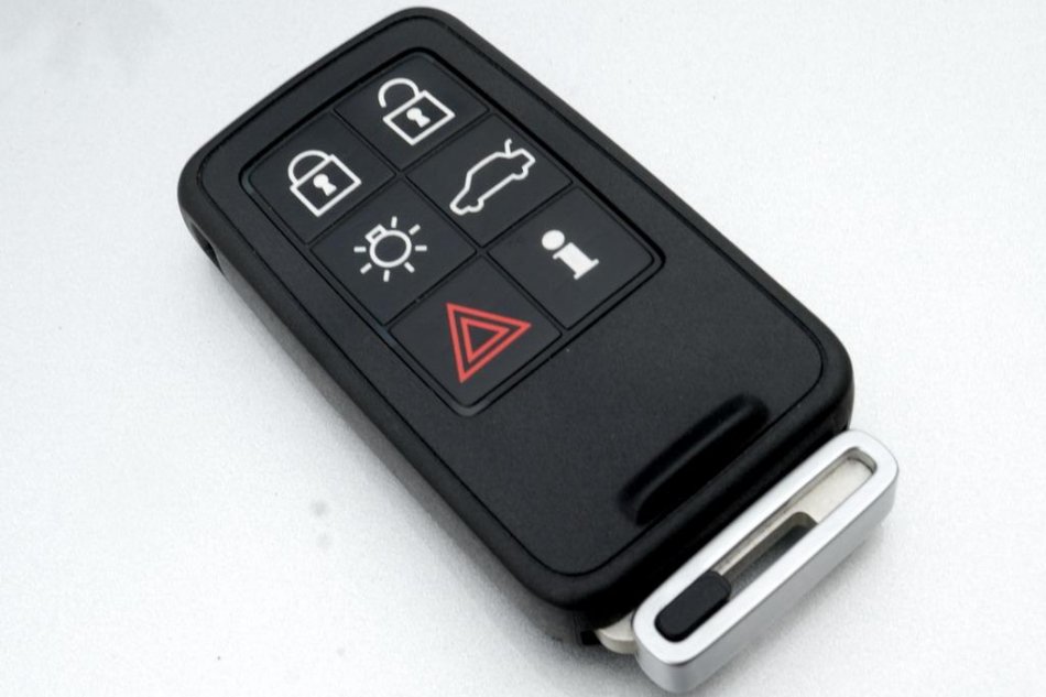 长安沃尔沃S80L内饰资料图