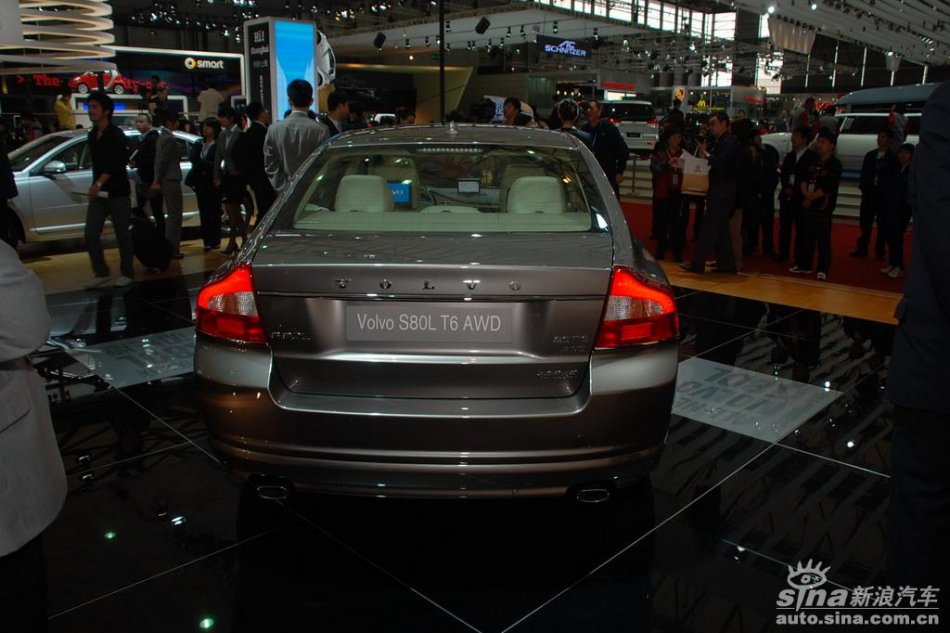 ֶS80L T6 AWD