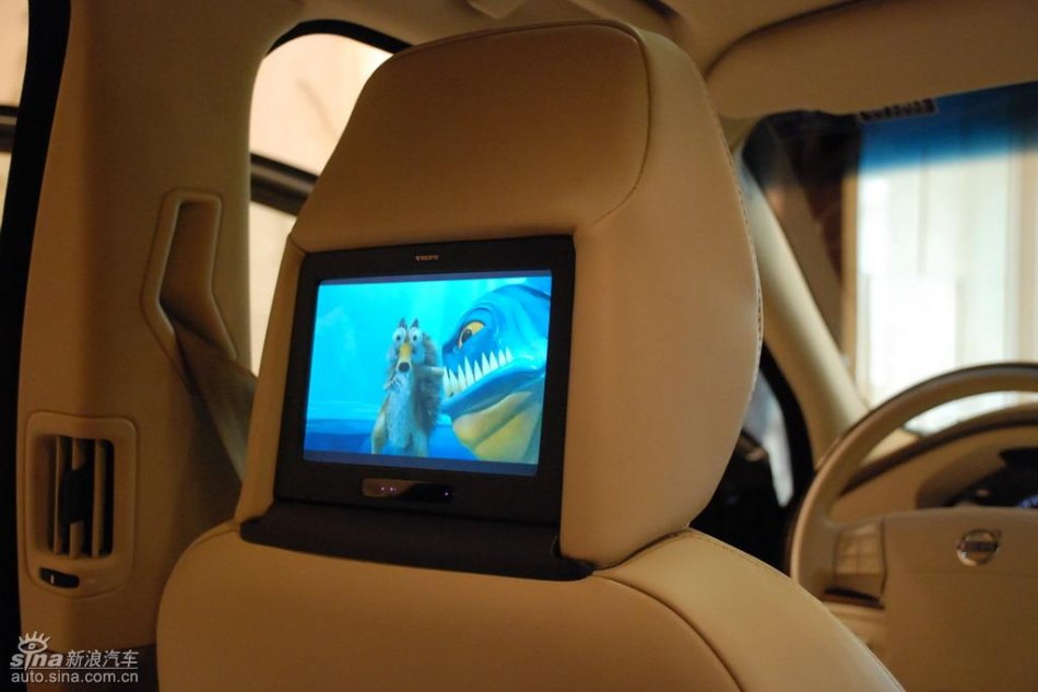 国产沃尔沃S80L上市现场内饰实拍