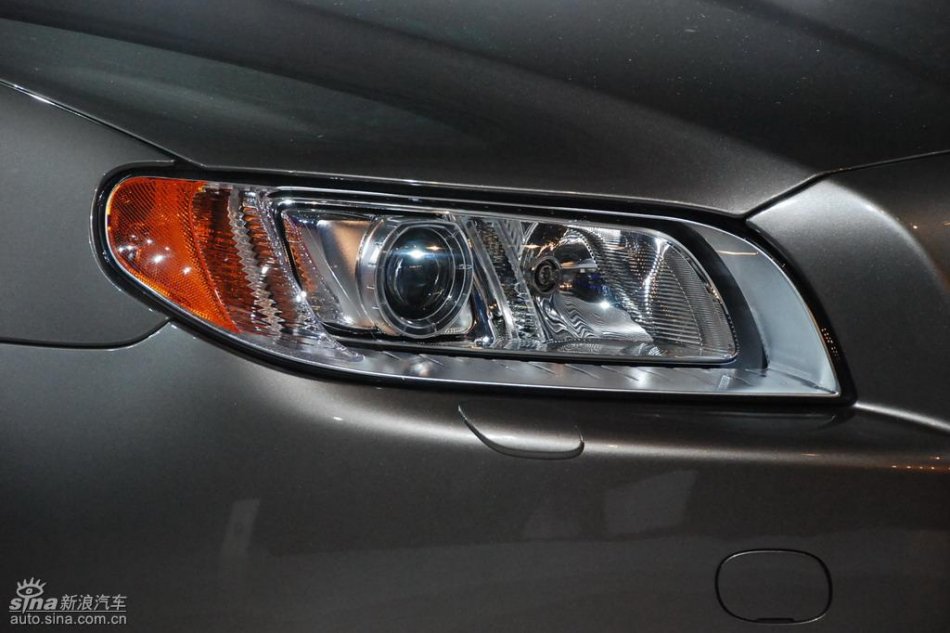 国产沃尔沃S80L上市现场外观实拍