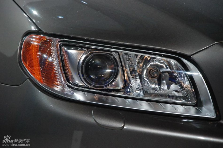 国产沃尔沃S80L上市现场外观实拍