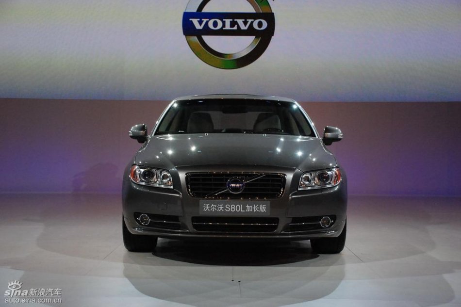 国产沃尔沃S80L上市现场外观实拍