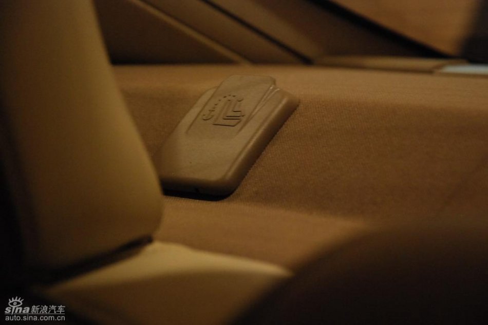 国产沃尔沃S80L上市现场内饰实拍
