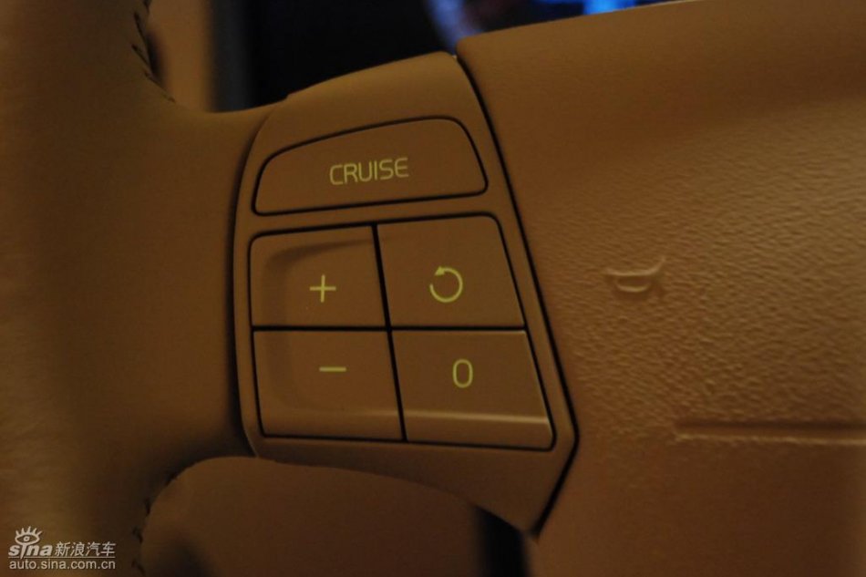 国产沃尔沃S80L上市现场内饰实拍