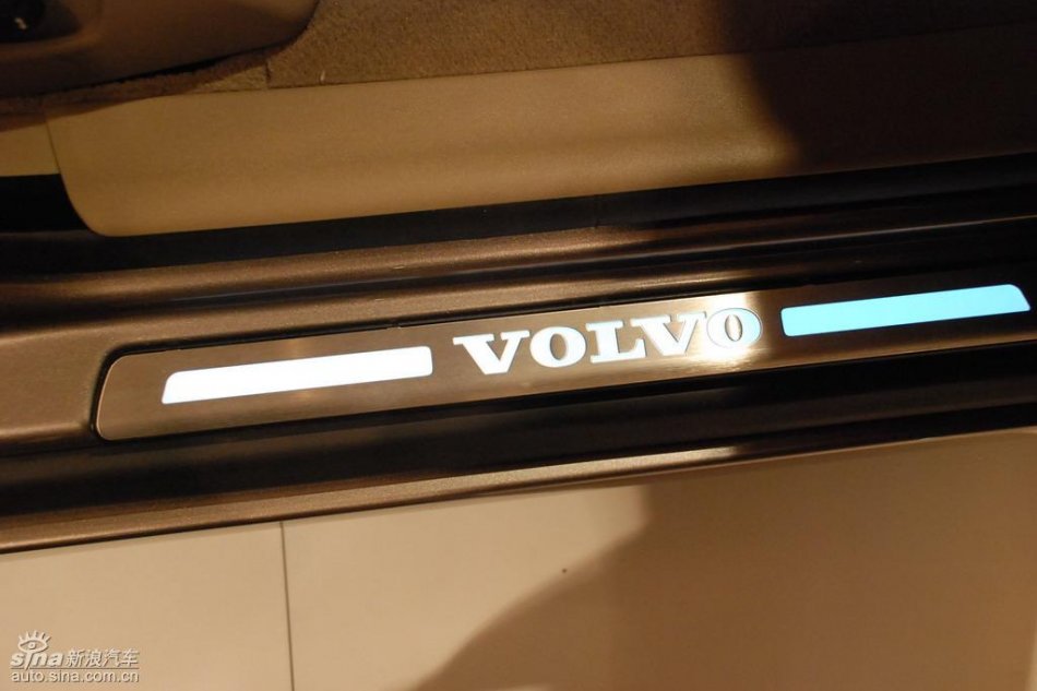 国产沃尔沃S80L上市现场内饰实拍