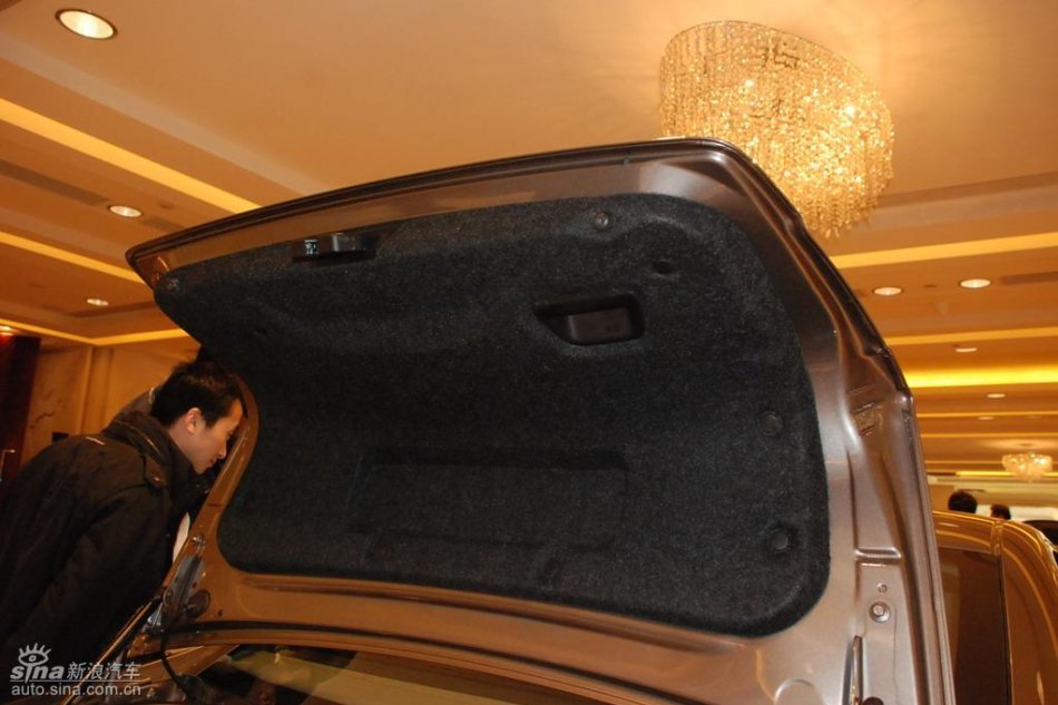 国产沃尔沃S80L上市现场内饰实拍