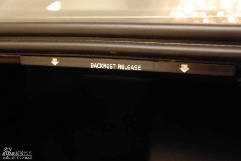 国产沃尔沃S80L上市现场内饰实拍