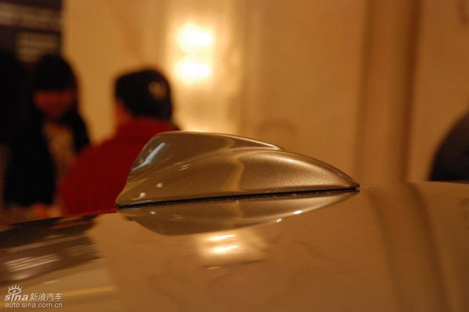 国产沃尔沃S80L上市现场外观实拍