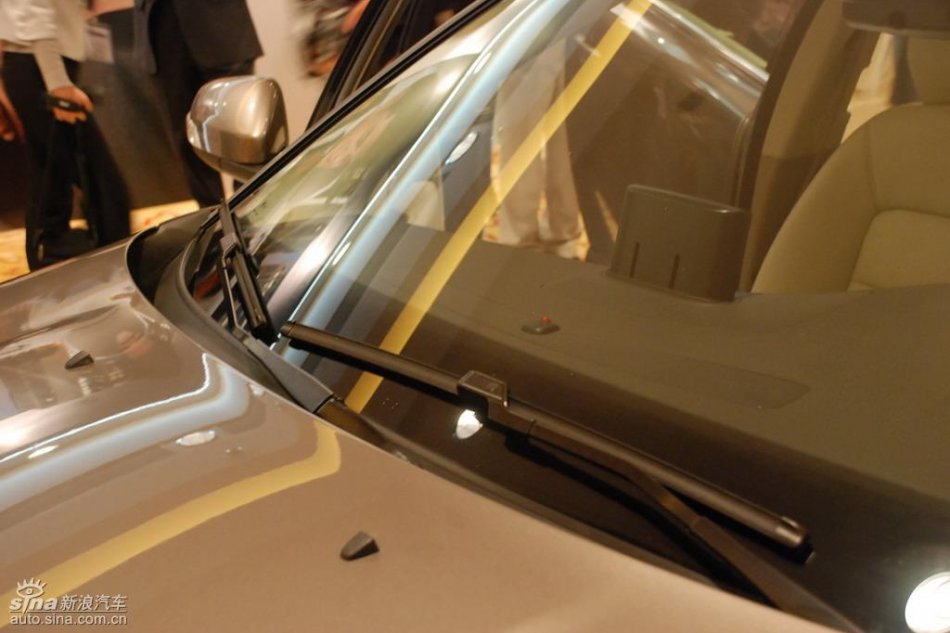 国产沃尔沃S80L上市现场外观实拍