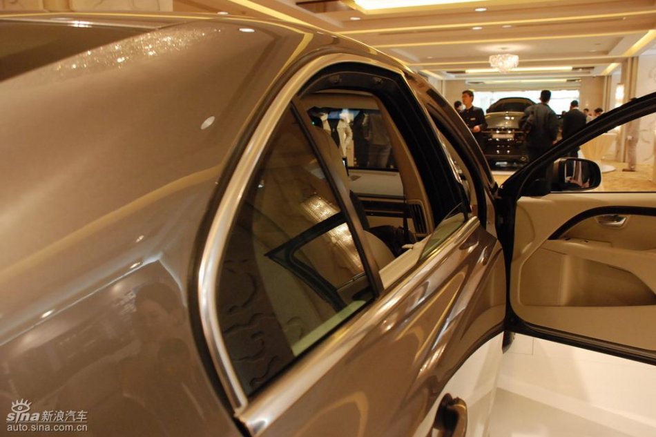 国产沃尔沃S80L上市现场外观实拍