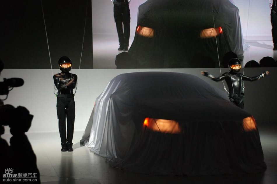 国产沃尔沃S80L上市现场歌舞