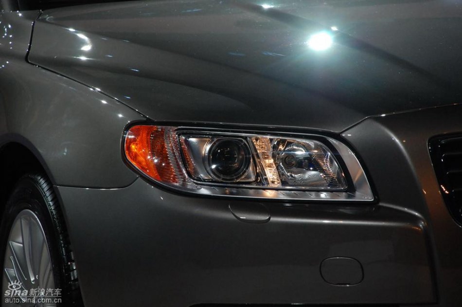 国产沃尔沃S80L新车亮相