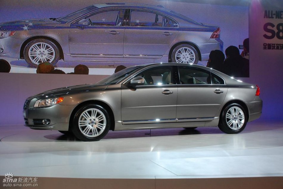 国产沃尔沃S80L新车亮相