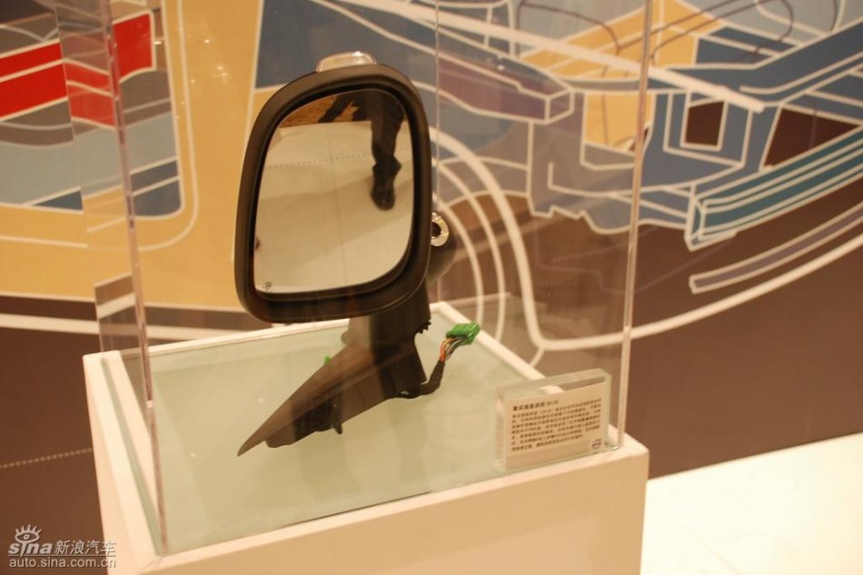 国产沃尔沃S80L上市现场图