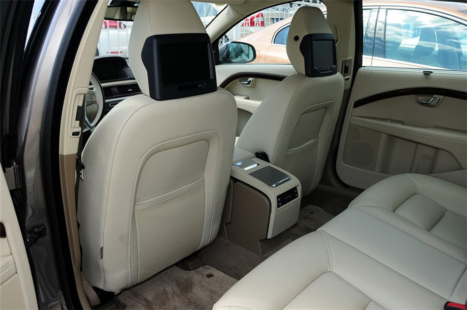 沃尔沃S80L 2012款 T5智尊版 空间