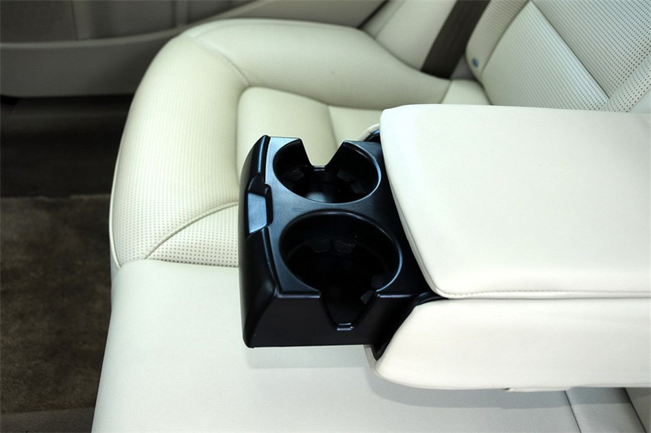 沃尔沃S80L 2012款 T5智尊版 空间