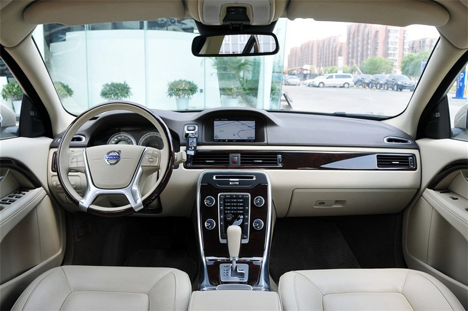 沃尔沃S80L 2012款 T5智尊版 内饰