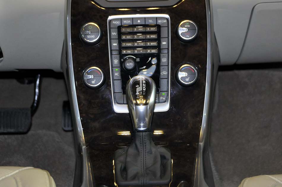 2014款 2.0T T5 智尊行政版 内饰