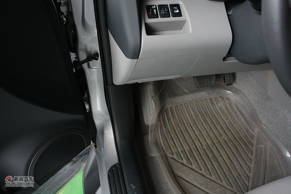 RAV4 2.4自动豪华版